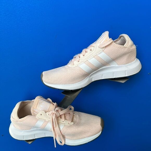 Adidas Swift Run X Pink White Running Shoes FY2136 Women's US Size 7.5 - Picture 2 of 6